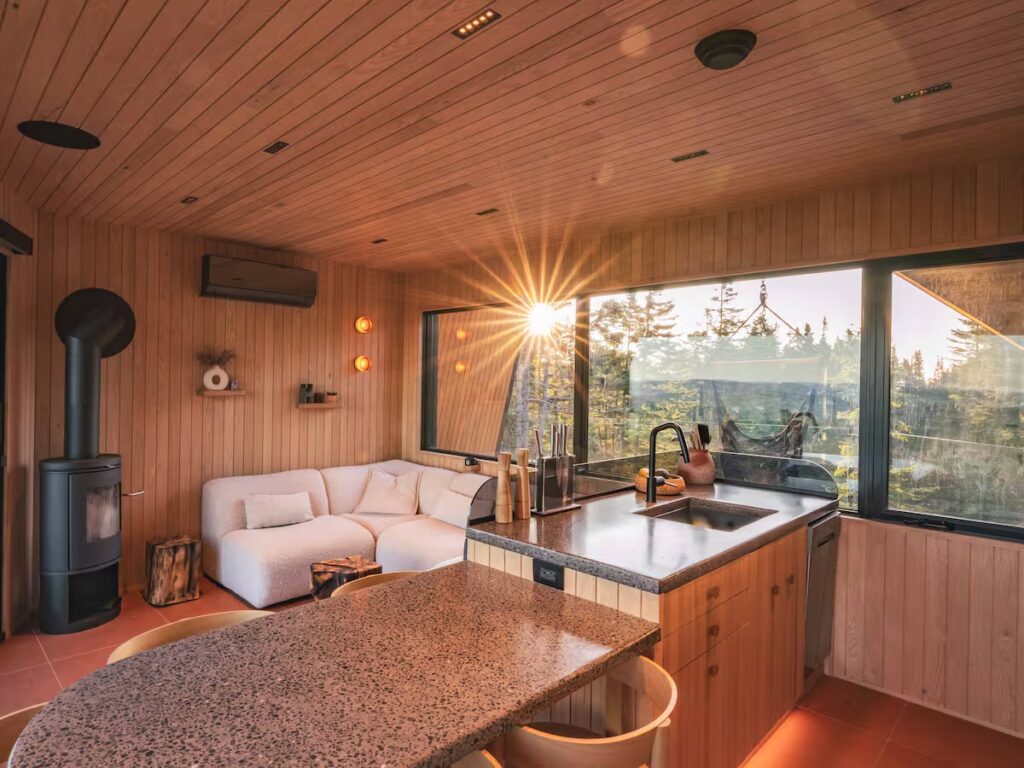 Interior of the Phoenix Mountain Cabin & Spa.