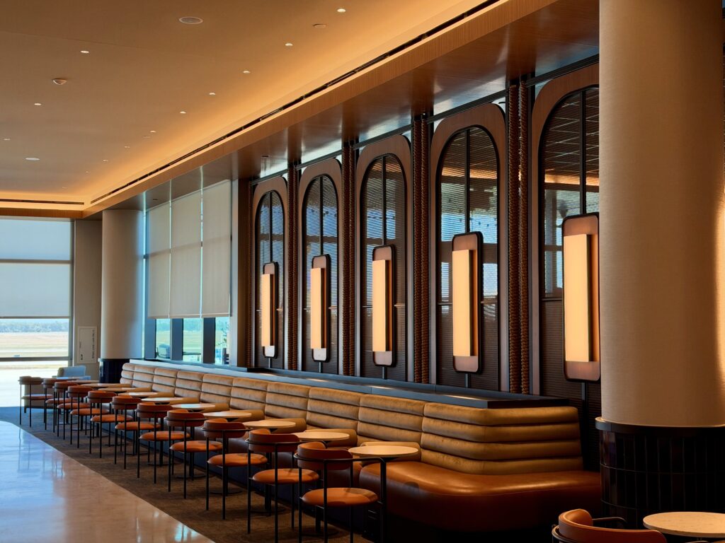 Interior of the United Club in IAH Terminal B.