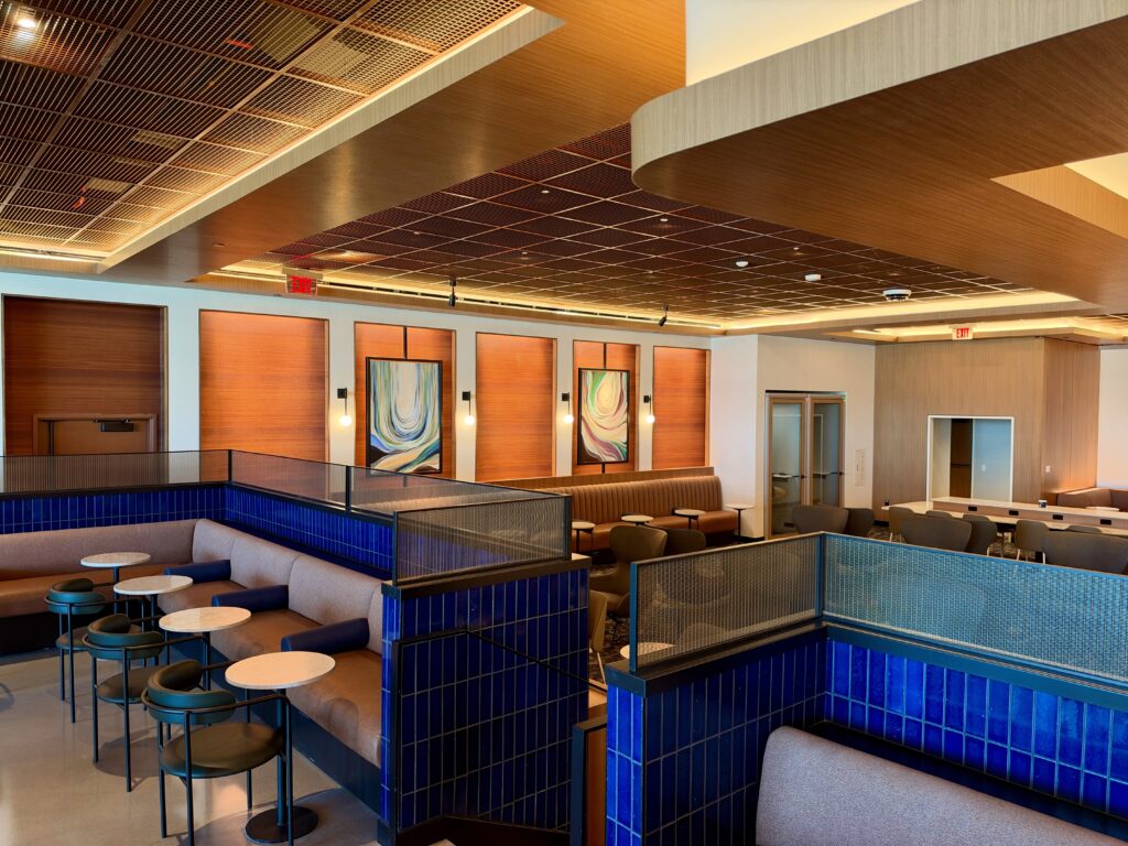 Interior of the United Club in IAH Terminal B.