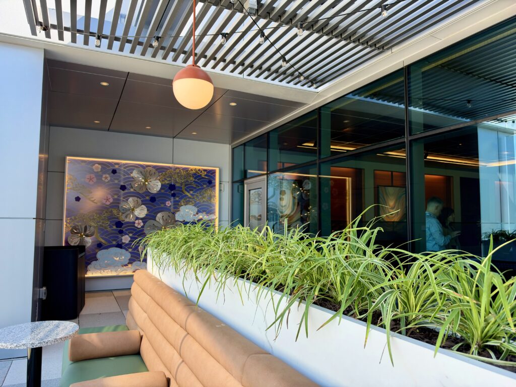 Terract at the United Club in IAH Terminal B.