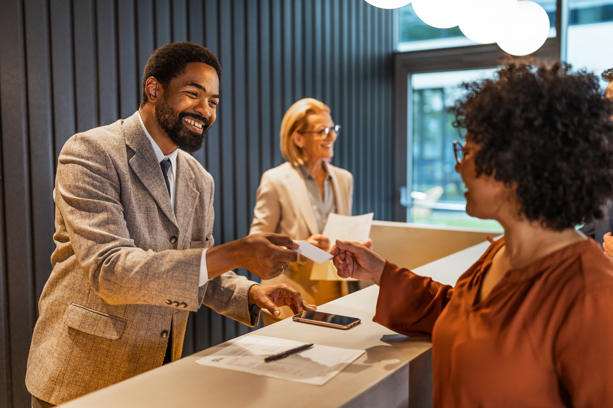 Chase Sapphire Reserve Adds Limited-Time Travel Offers and a Bigger DoorDash Credit